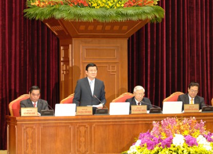Chủ tịch nước Trương Tấn Sang, thay mặt Bộ Chính trị điều hành phiên khai mạc - ảnh: HH