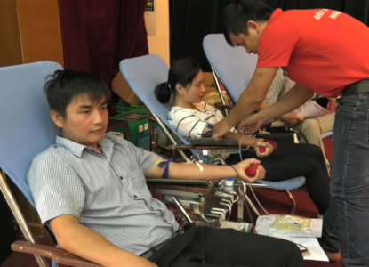 Anh Hà Đặng May tham gia hiến máu năm 2017 tại huyện Tân Sơn
