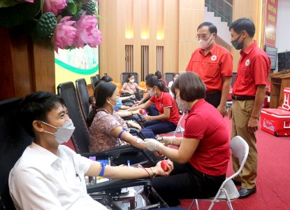 Để toàn dân tham gia hiến máu tình nguyện