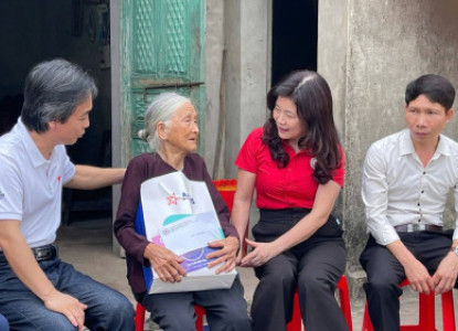 NHỊP CẦU NHÂN ÁI TRAO YÊU THƯƠNG TẠI ĐẤT TỔ