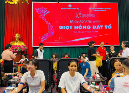 PHƯỜNG THANH MIẾU KHỞI ĐỘNG HÀNH TRÌNH ĐỎ - GIỌT HỒNG ĐẤT TỔ VỚI 443 ĐƠN VỊ MÁU